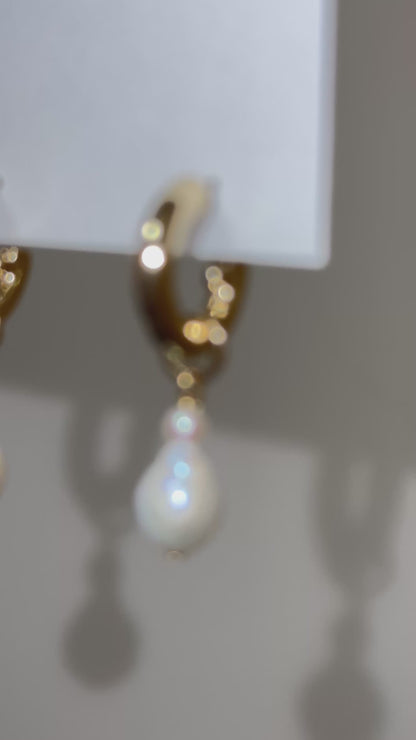 Baroque Pearl Hoop